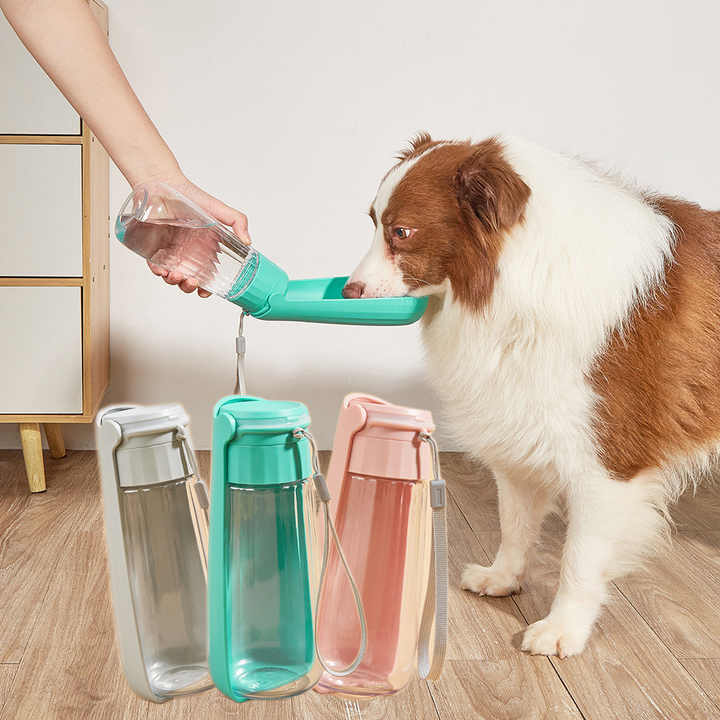 NNEDSZ Green Portable Dog Water Bottle - Leak-Proof Travel Pet Hydration Solution